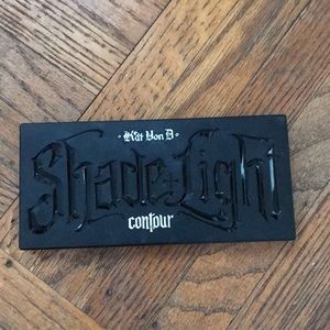 KVD contour palette